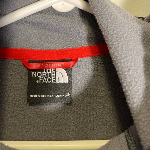 The North Face top gray M - Picture 2 of 6